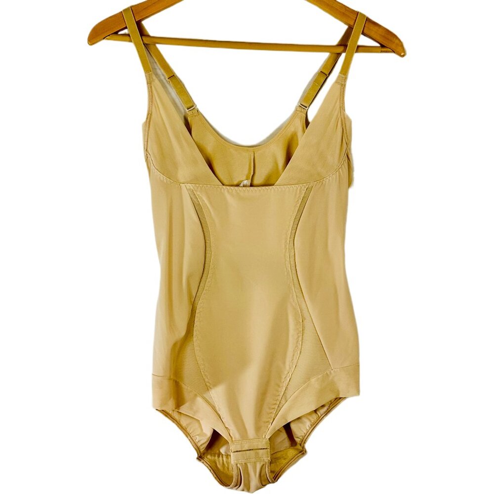 🤍 Maidenform Cream All-In-One Shapewear Bodysuit - Size 6 (EUC)